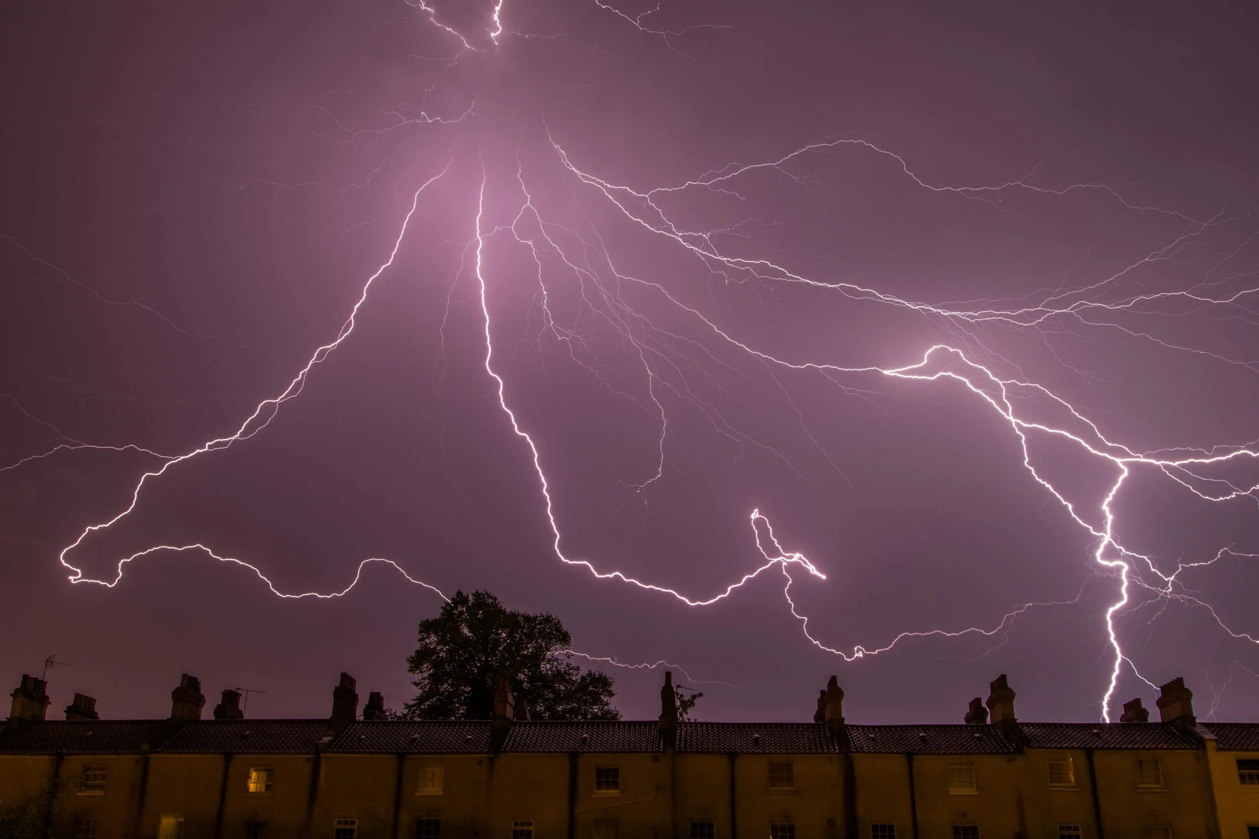 Electrical Safety in the Home: 10 Essential Tips for Florida Homeowners
